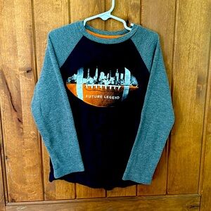 Old navy long sleeve shirt